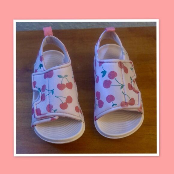 Toddler Girls Fun Summer Sandals - Toddler Beach Shoes - Size 7.5 - Picture 1 of 4